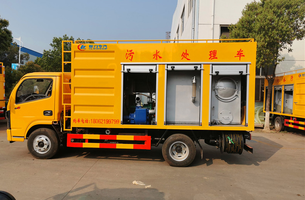 281樱驼花园污水分离车